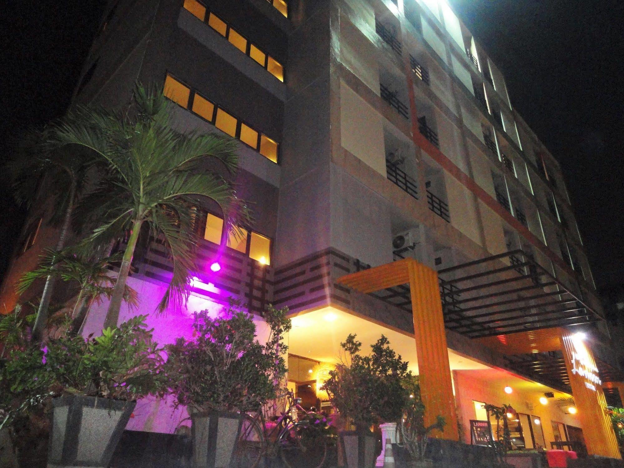 La Moon At Phuket - Sha Extra Plus Dış mekan fotoğraf